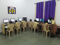Poorna Pranja Vidyalaya Galley Image 2