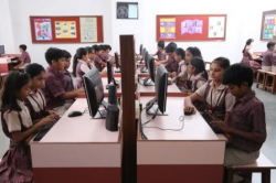 डीएवीपब्लिक स्कूल गैली छवि 4