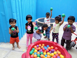 ಶಾಲೆಯ ಗ್ಯಾಲಿ ಚಿತ್ರ