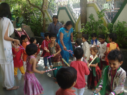 ಶಾಲೆಯ ಗ್ಯಾಲಿ ಚಿತ್ರ