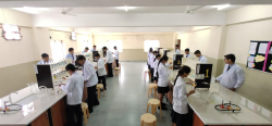 MEDI-CAPS INTERNATIONAL SCHOOL Galley Image 3