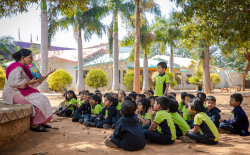 ಶಾಲೆಯ ಗ್ಯಾಲಿ ಚಿತ್ರ