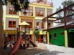GERMAN SCHOOL Galley Image 2