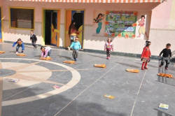 Pre schools, Playschools schools in Shalimar Bagh, Delhi, GINI WORLD PLAY SCHOOL, C.P. BLOCK, BEHIND RATHWALA MANDIR, PITAMPURA, Pitampura, Delhi