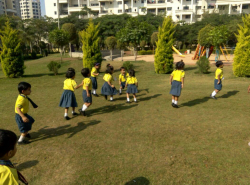 ಶಾಲೆಯ ಗ್ಯಾಲಿ ಚಿತ್ರ