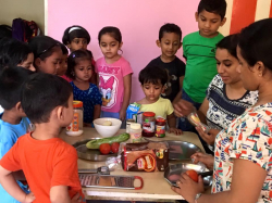 ಶಾಲೆಯ ಗ್ಯಾಲಿ ಚಿತ್ರ