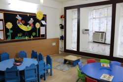 GOLDEN BELLS PLAY SCHOOL Galley Image 2