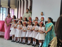 HOLLY CHILD AUXILIUM JUNIOR SCHOOL Galley Image 3