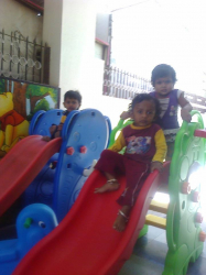 I PLAY I LEARN Galley Image 2
