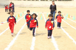 KIDDY STEP PRE SCHOOL Galley Image 3