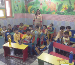 KIDDY STEP PRE SCHOOL Galley Image 4