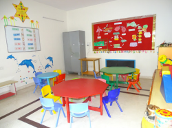 KIDS UNIVERSAL Galley Image 3
