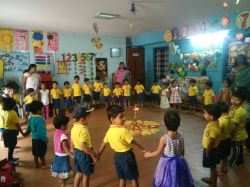 KIDZEE Galley Image 4