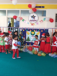 KIDZEE Galley Image 3