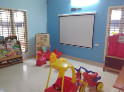 KIDZEE Galley Image 3