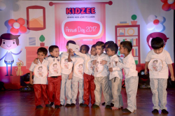 KIDZEE Galley Image 4