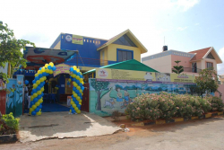 KIDZEE Galley Image 2