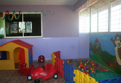 KIDZEE Galley Image 4