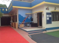 KIDZEE Galley Image 3