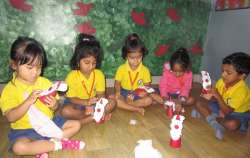 KIDZEE Galley Image 4
