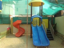 KIDZEE Galley Image 4
