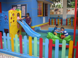 KIDZEE Galley Image 3
