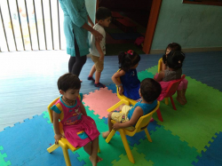 KIDZEE Galley Image 4