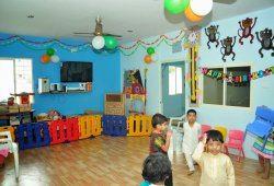 KIDZEE Galley Image 3