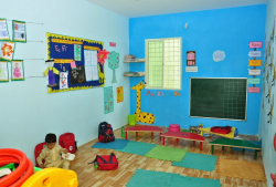 KIDZEE Galley Image 4