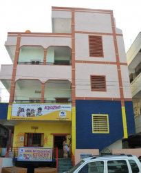 KIDZEE Galley Image 2