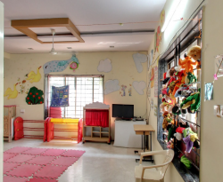 KIDZEE Galley Image 3