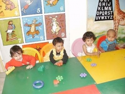 KINDERLAND Galley Image 3