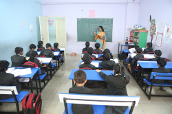 Laurus The School Of Excellence Galley Image 4