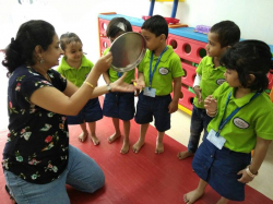 ಶಾಲೆಯ ಗ್ಯಾಲಿ ಚಿತ್ರ