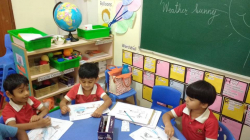 LITTLE SMILES Gallery Image 3