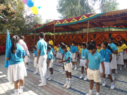 Day School in Bangalore, Lourdes English High School, No.54, Bank avenue, CMR Colony, Service ring road, Babusapalya, Horamavu Banaswadi,Horamavu, Bengaluru