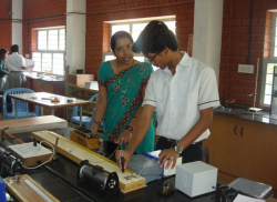 ಶಾಲೆಯ ಗ್ಯಾಲಿ ಚಿತ್ರ