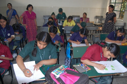 ಶಾಲೆಯ ಗ್ಯಾಲಿ ಚಿತ್ರ