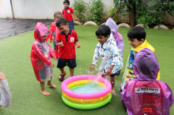 ಶಾಲೆಯ ಗ್ಯಾಲಿ ಚಿತ್ರ