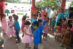 Pinks n Blues Galley Image 3