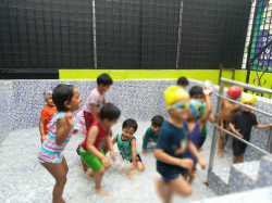 PLANET KIDS Galley Image 3