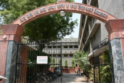 CBSE Schools in Bengali Market, Delhi, RANI DUTTA ARYA VIDYALYA, 1488 PATAUDI HOUSE,DARYAGANJ, Khabas Pura,Dariya Ganj, Delhi