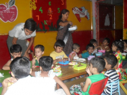 SAI MOTHER LAP PLAY SCHOOL Galley Image 2