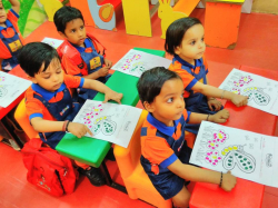 SANFORT PRE SCHOOL Galley Image 3