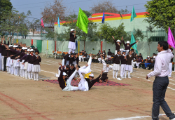 ಶಾಲೆಯ ಗ್ಯಾಲಿ ಚಿತ್ರ