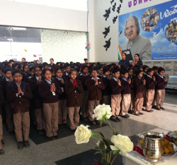 Shri Dronacharya Rameshchand Vidyawati Convent School Galley Image 4