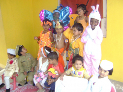 SMARTKIDZ PLAY SCHOOL Galley Image 4