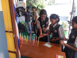 ಶಾಲೆಯ ಗ್ಯಾಲಿ ಚಿತ್ರ