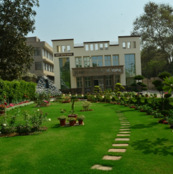 सेंट मैरीज़ कॉन्वेंट सीनियर सेकेंडरी स्कूल गैली छवि 4