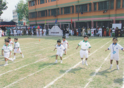 ಶಾಲೆಯ ಗ್ಯಾಲಿ ಚಿತ್ರ